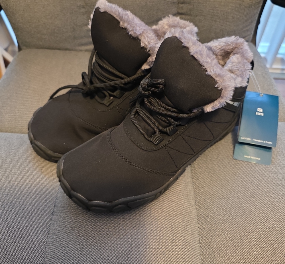 Women's Black Fur-Lined Athletic Boots